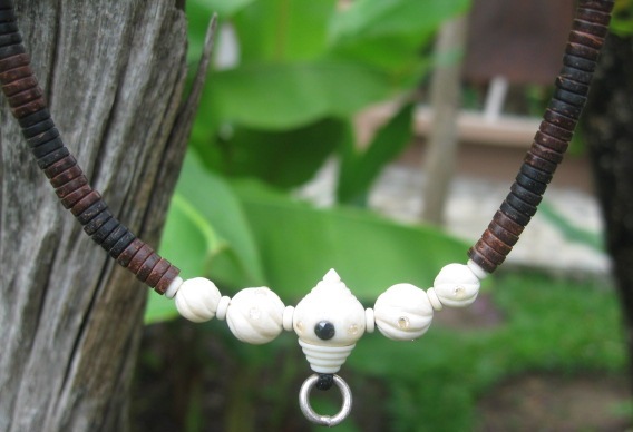 One Eyed Coconut, Ivory, Amulet Chain