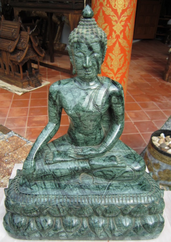 Stone Chiangsaan Buddha Statue