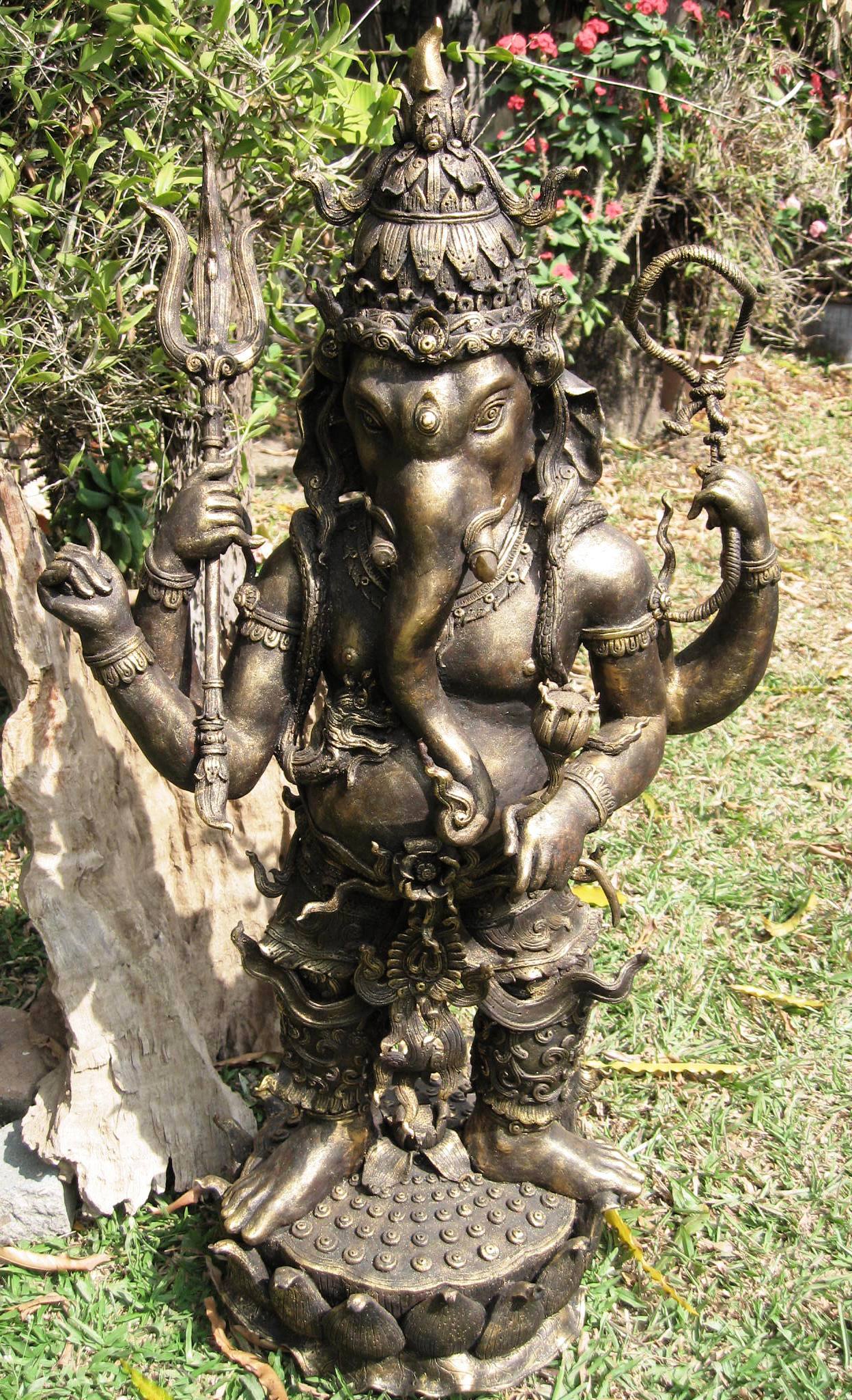 Standing Sawdust Ganesh Statue