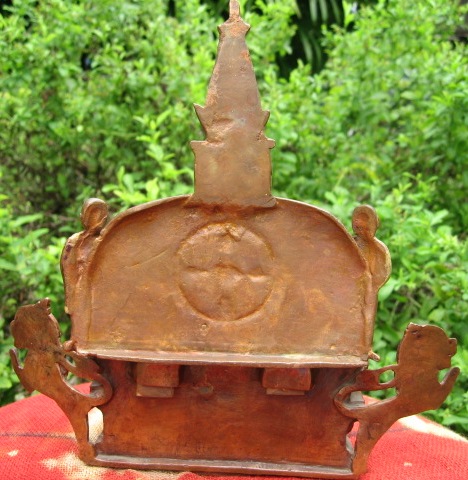 Nirvana Buddha statue from Nepal