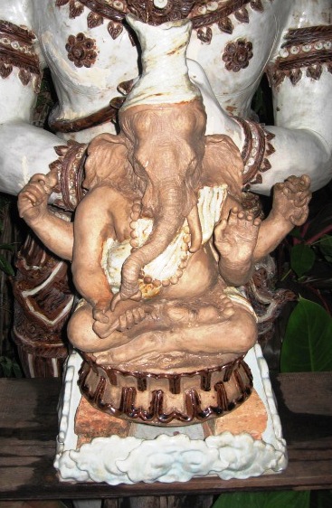 Celadon Ganesh from Sukothai Artist Home