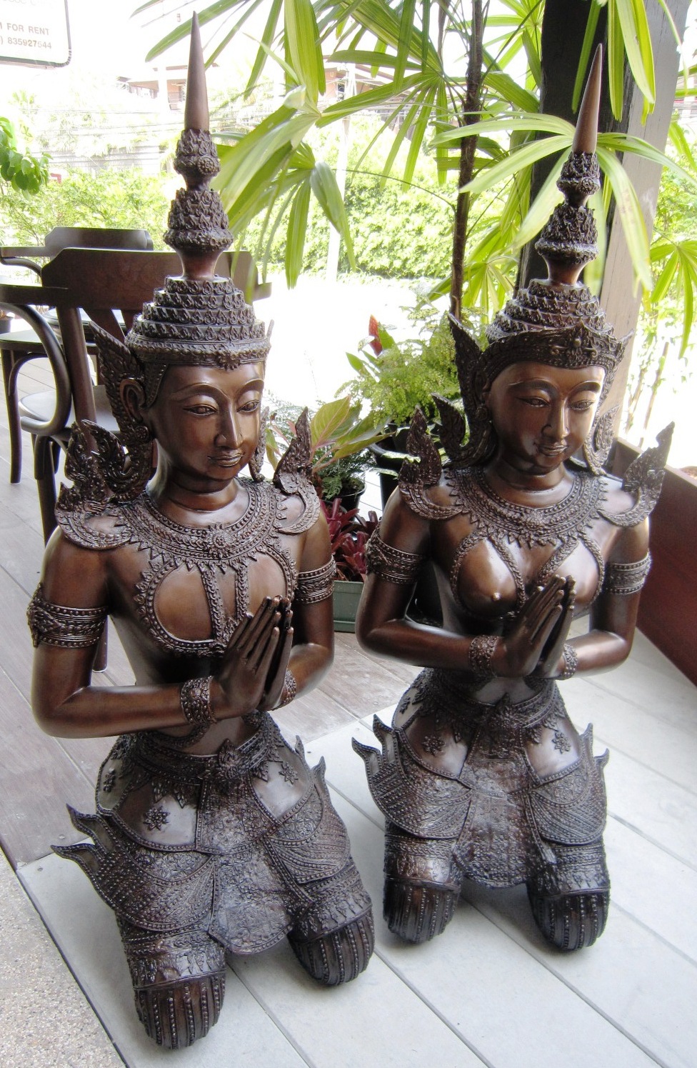 Pair of Male & Female Kneeling Teppanom in polished bronze